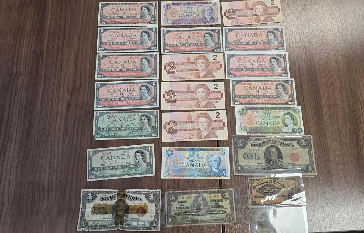 (22) Various Bank of Canada Banknotes
UNRESERVED