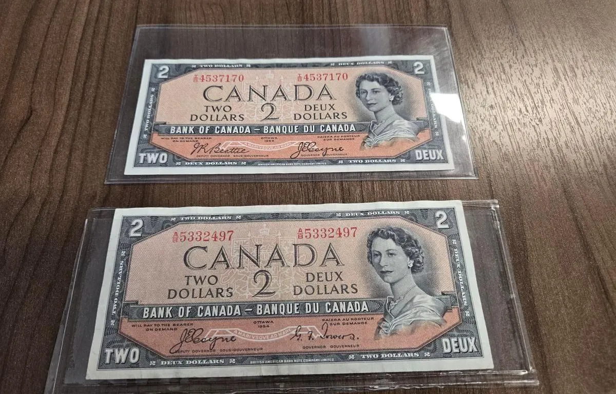 (2) 1954 Bank of Canada $2 Devils Face Banknotes (Coyne/Towers & Beattie/Coyne)
UNRESERVED