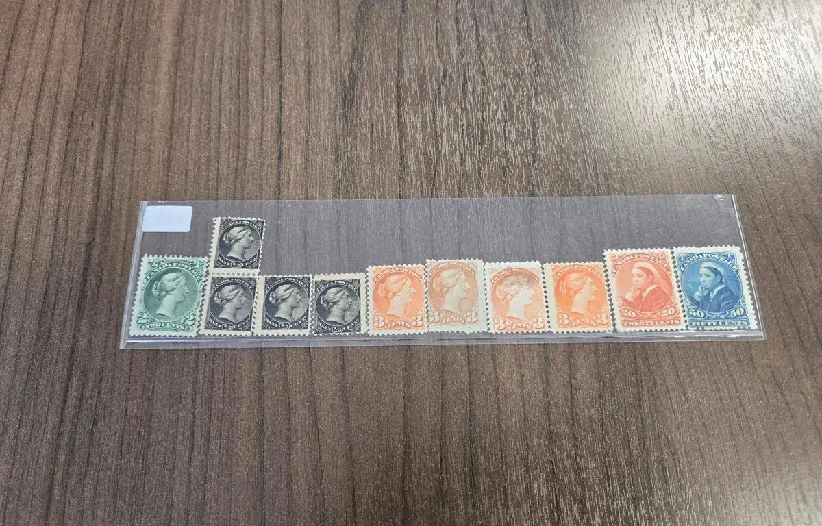 (11) Canada Mint (Some MNH) Queen Victoria Postage Stamps
UNRESERVED