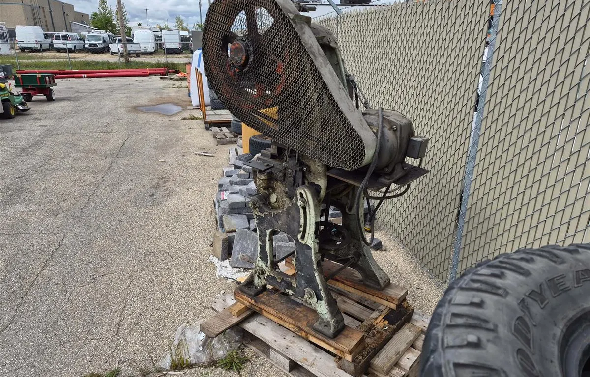 Brown & Boggs Mechanical Punch Press
UNRESERVED