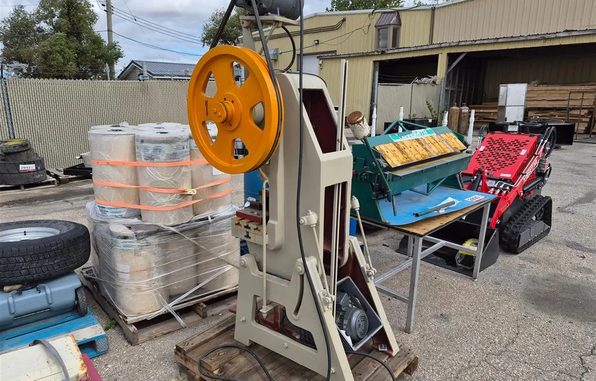 Sheng Fa Mechanical Punch Press
UNRESERVED