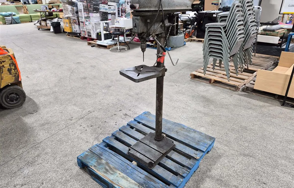 Canadian Buffalo No. 15 Drill Press
UNRESERVED