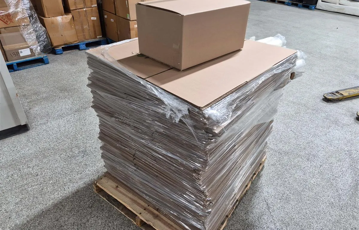 Pallet of 15'' x 11'' x 22'' Cardboard Boxes
UNRESERVED