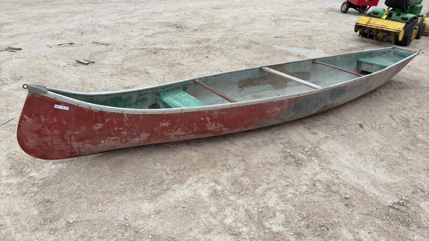 16-Foot Canoe