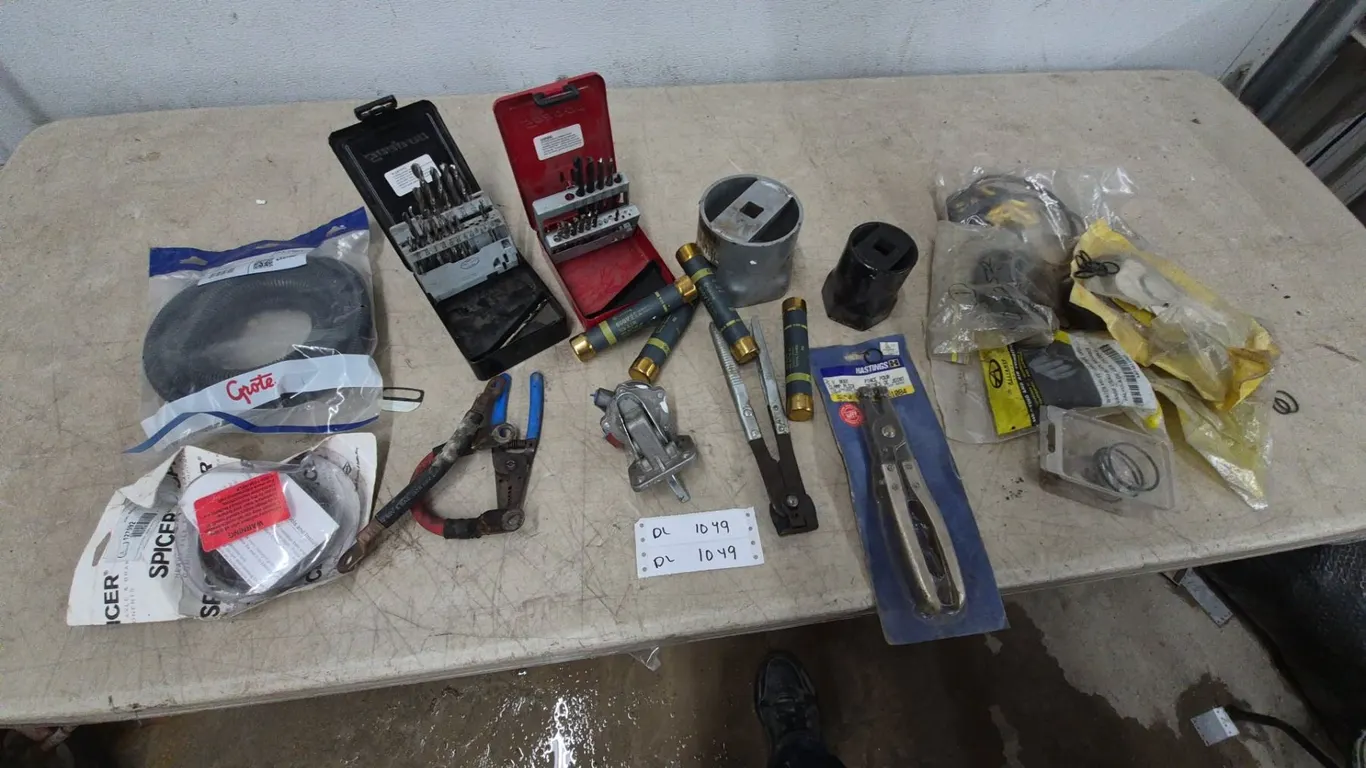Spicer U-Joints, Hastings Pliers, Fuses, Drill Bit Sets
