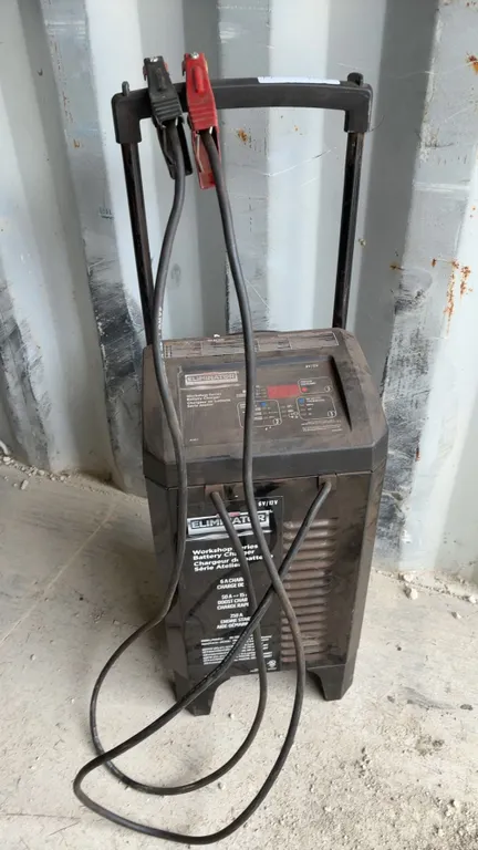 Eliminator Workshop Series Battery Charger, Model 011-1981-2