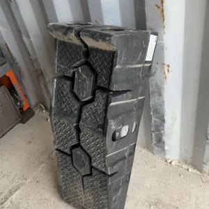 Rhino Ramps: 2 Black Plastic Vehicle Ramps (Small Crack in Base of One)