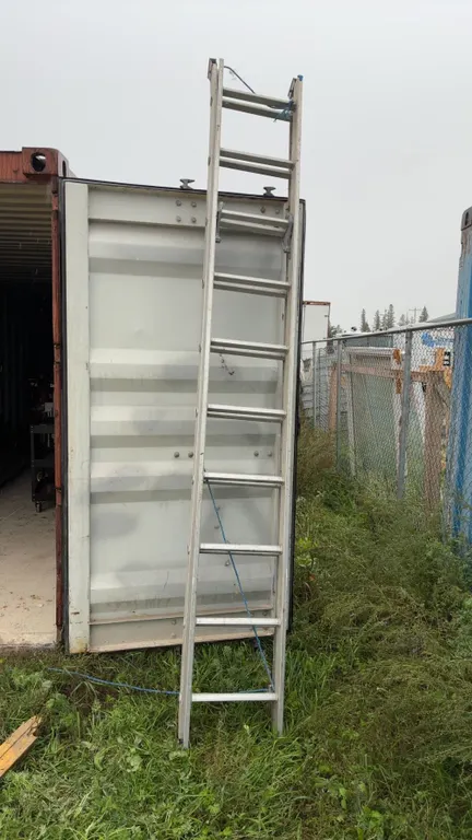 Aluminum Extension Ladder 20ft