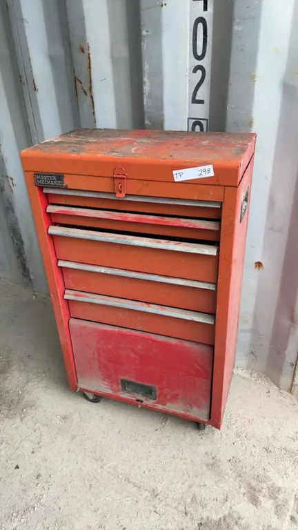 Master Mechanic Rolling Tool Chest with 5 Drawers and Top Compartment