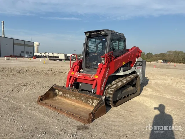 2022 Takeuchi TL12V2 Two-Speed High Flow Compact Track Loader