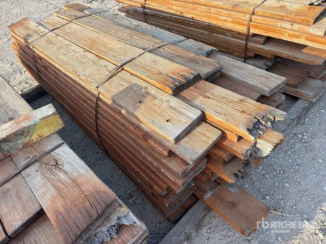 Quantity of 2 in x 7 in Lumber