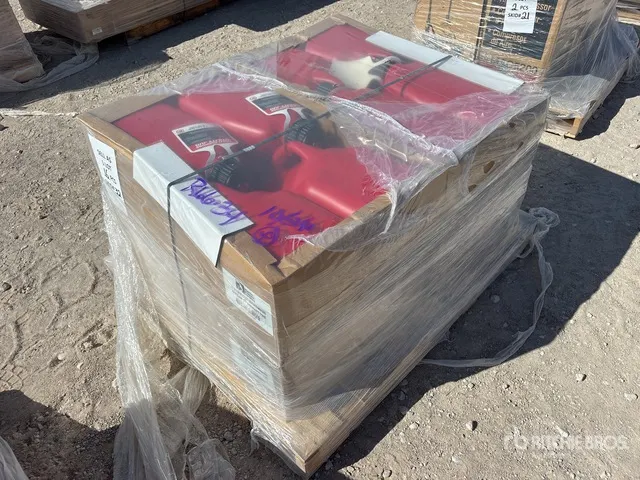 Quantity of (16) 5 gal Liquid Utility Jugs