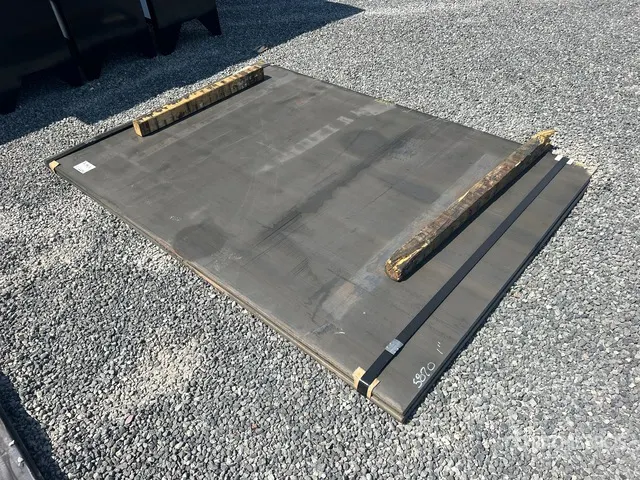 2026 Kit Containers Steel 5 ft x 7 ft 3 in (1 in Thick) Road Steel Plates (Unused)