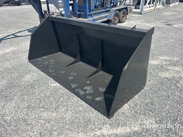 2026 Kit Containers QT-BFB-102 102 in Snow/Litter Skid Steer Bucket (Unused)