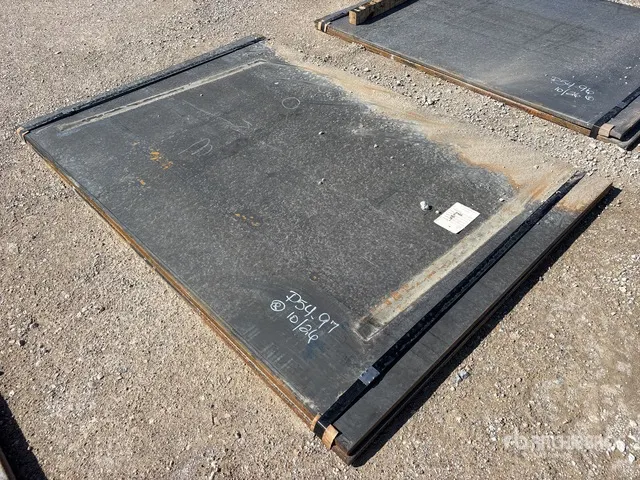 Quantity of (2) 2026 Kit Containers Steel 5 ft x 7 ft 6 in (1 in Thick) Steel Plates (Unused)