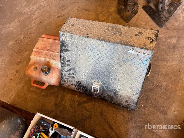 Montezuma Truck Tool Box