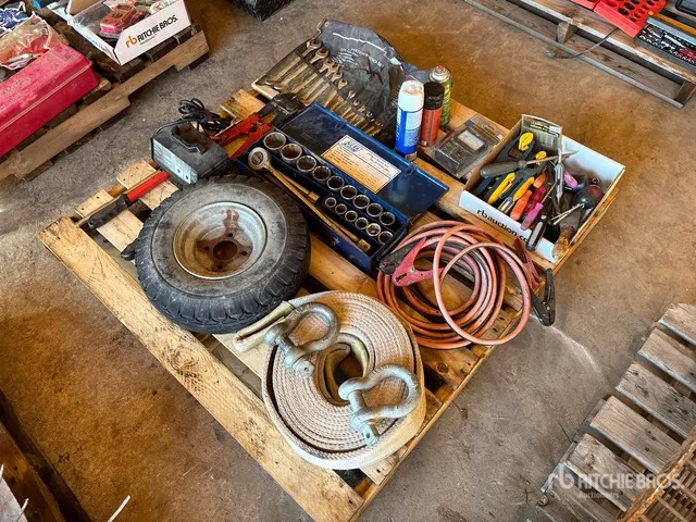Quantity of Assorted Shop Tools