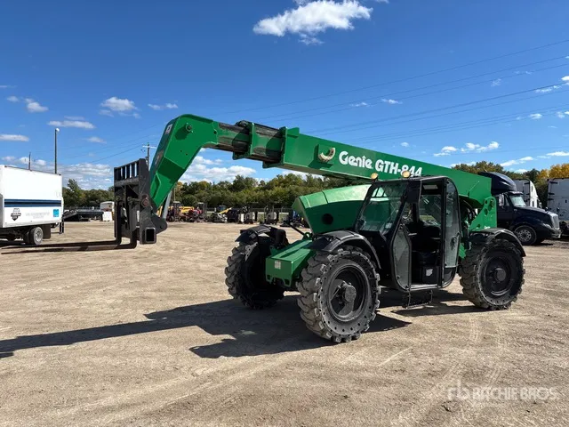 2015 Genie GTH-844 Telehandler