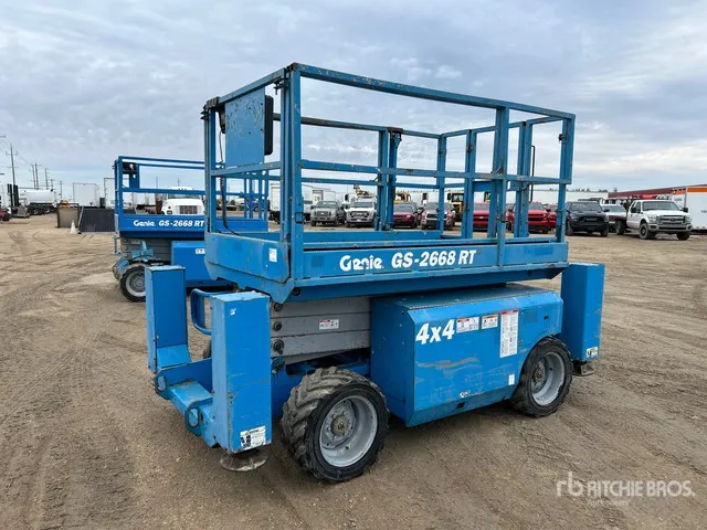 2007 Genie GS-2668 4x4 Dual Fuel Scissor Lift