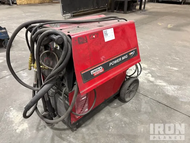 Lincoln Power Mig 215 Mobile MIG Electric Welder