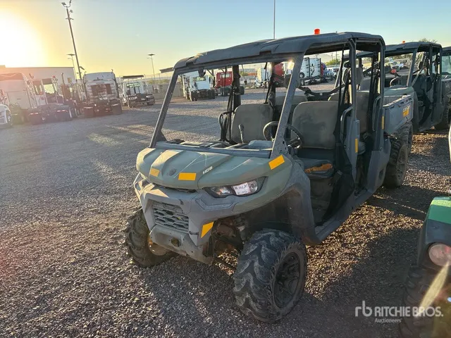 2021 Can-Am Defender 4x4 Utility Vehicle