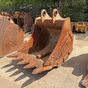 Hensley 43 in Digging Excavator Bucket - Fits Komatsu PC220