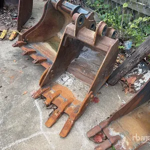 19 in Digging Excavator Bucket - Fits Komatsu PC45 & PC55