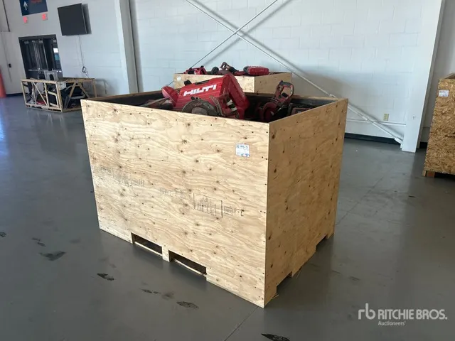 Quantity of Misc. Power Tools & Vacuums