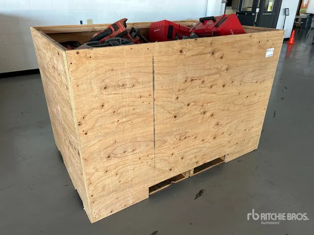 Quantity of Misc. Power Tools & Vacuums