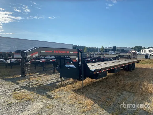 2026 MaxxD RD102 40 ft T/A Gooseneck Equipment Trailer