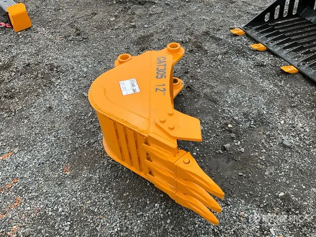 2026 GIYI 12 in Excavator Bucket - Fits Cat 305 (Unused)