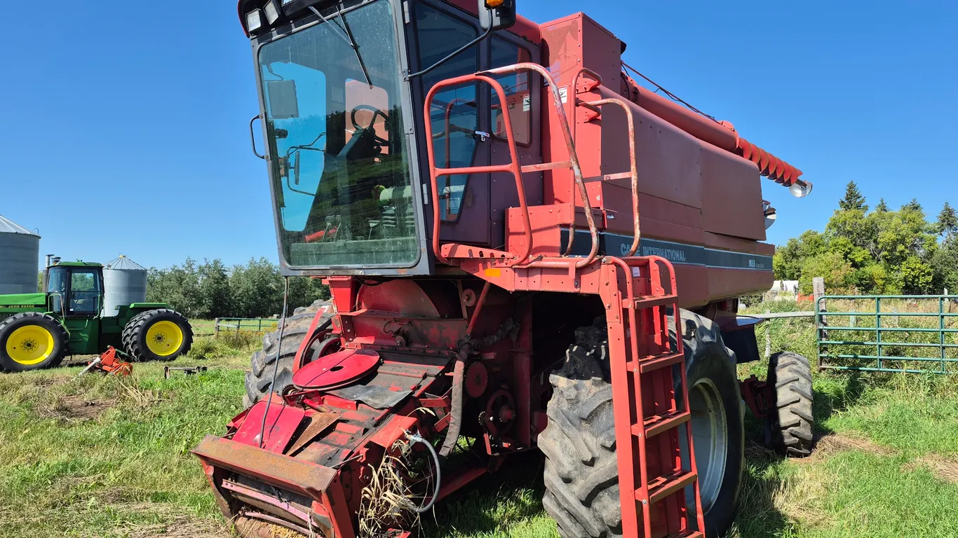 1994 INTERNATIONAL HARVESTER 1688 COMBINE - FOR PARTS