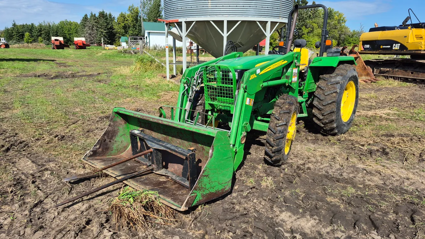 2013 JOHN DEERE 5045E MFWD TRACTOR