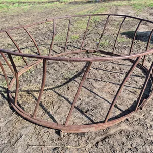 ROUND BALE FEEDER