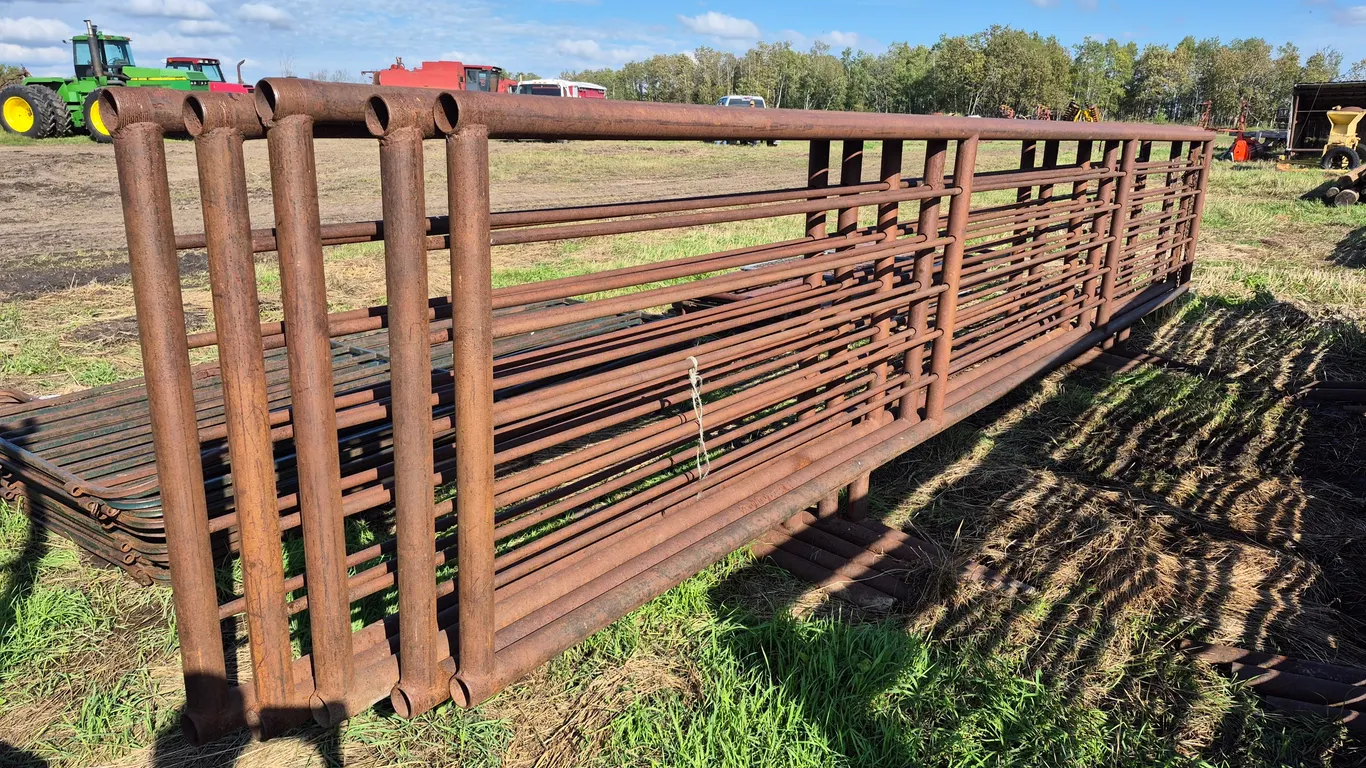 FREE STANDING PANELS