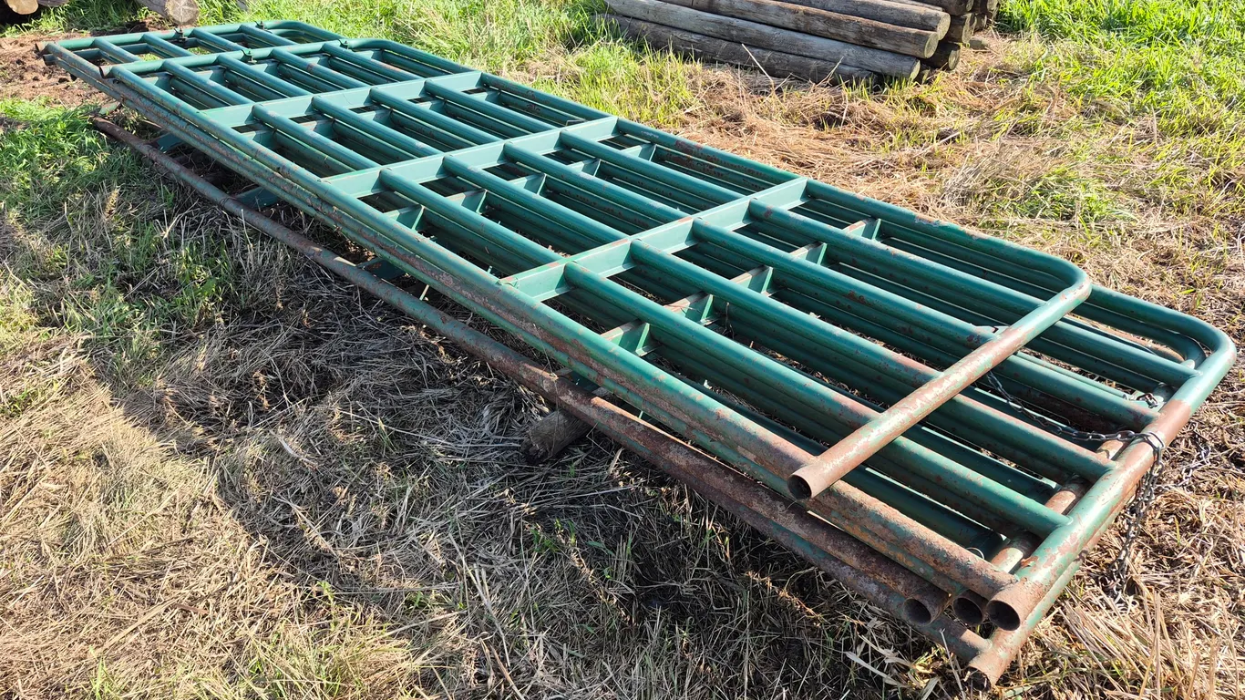 CORRAL PANELS