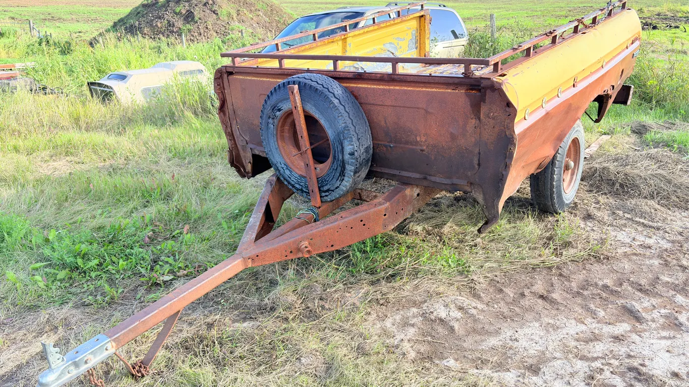 TRUCK BOX TRAILER - NOT REGISTERABLE