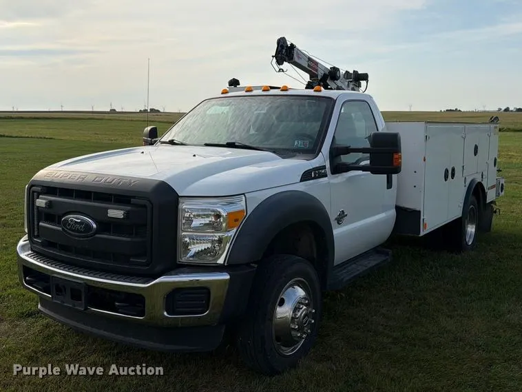 2013 Ford F550 Super Duty utility / service truck