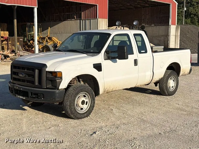 2008 Ford F250 Super Duty XL Ext. Cab pickup truck