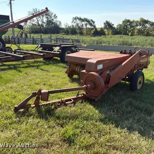 New Holland 269 small square baler