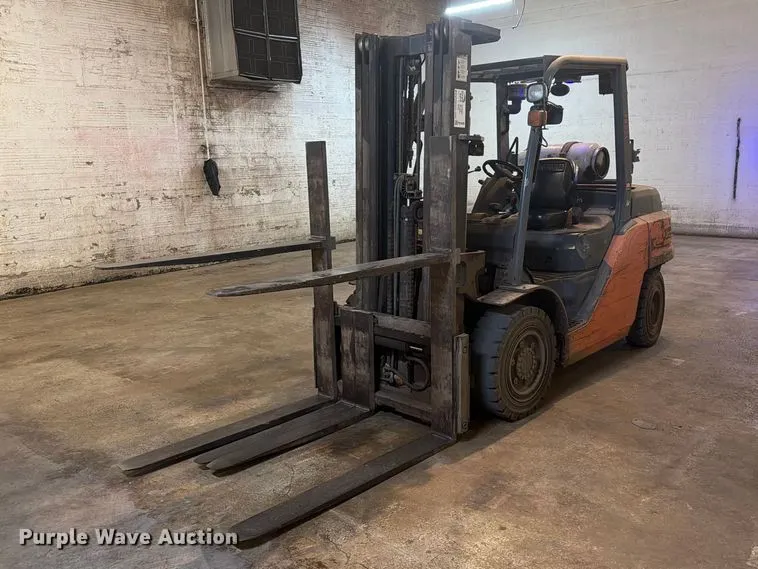 Toyota 8FG40U forklift