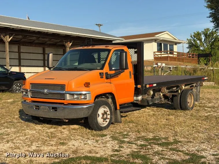 2006 Chevrolet C5500 dump flatbed truck