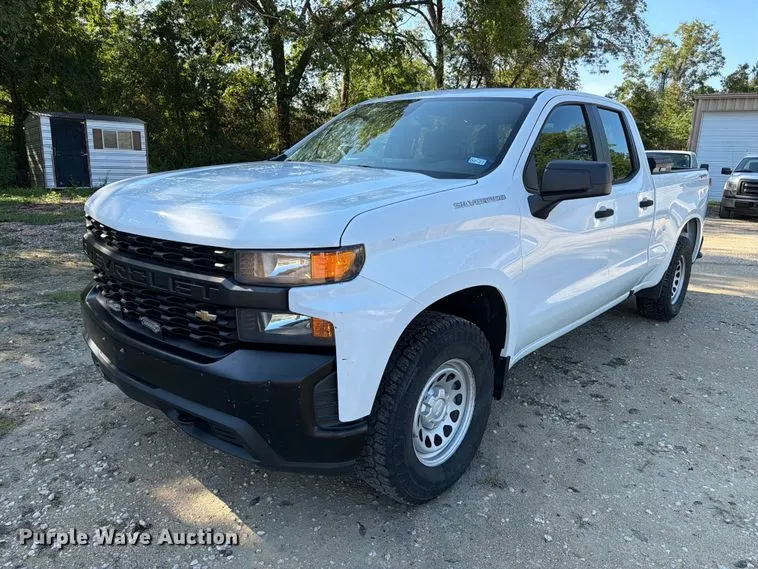 2020 Chevrolet Silverado 1500 Ext. Cab pickup truck