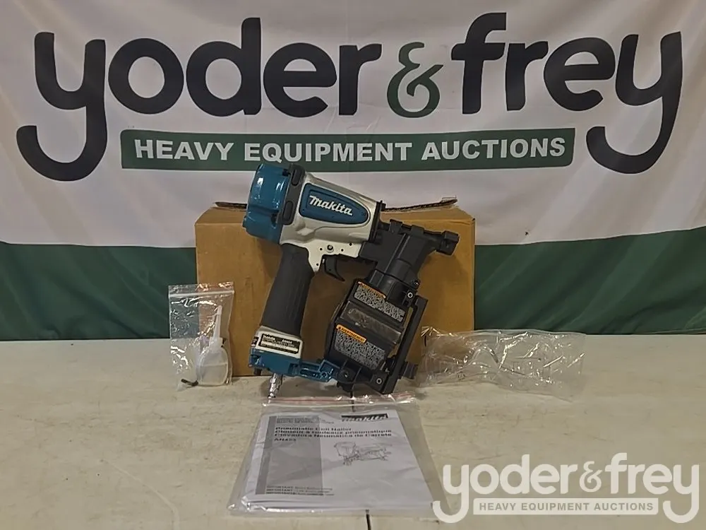 Makita AN454