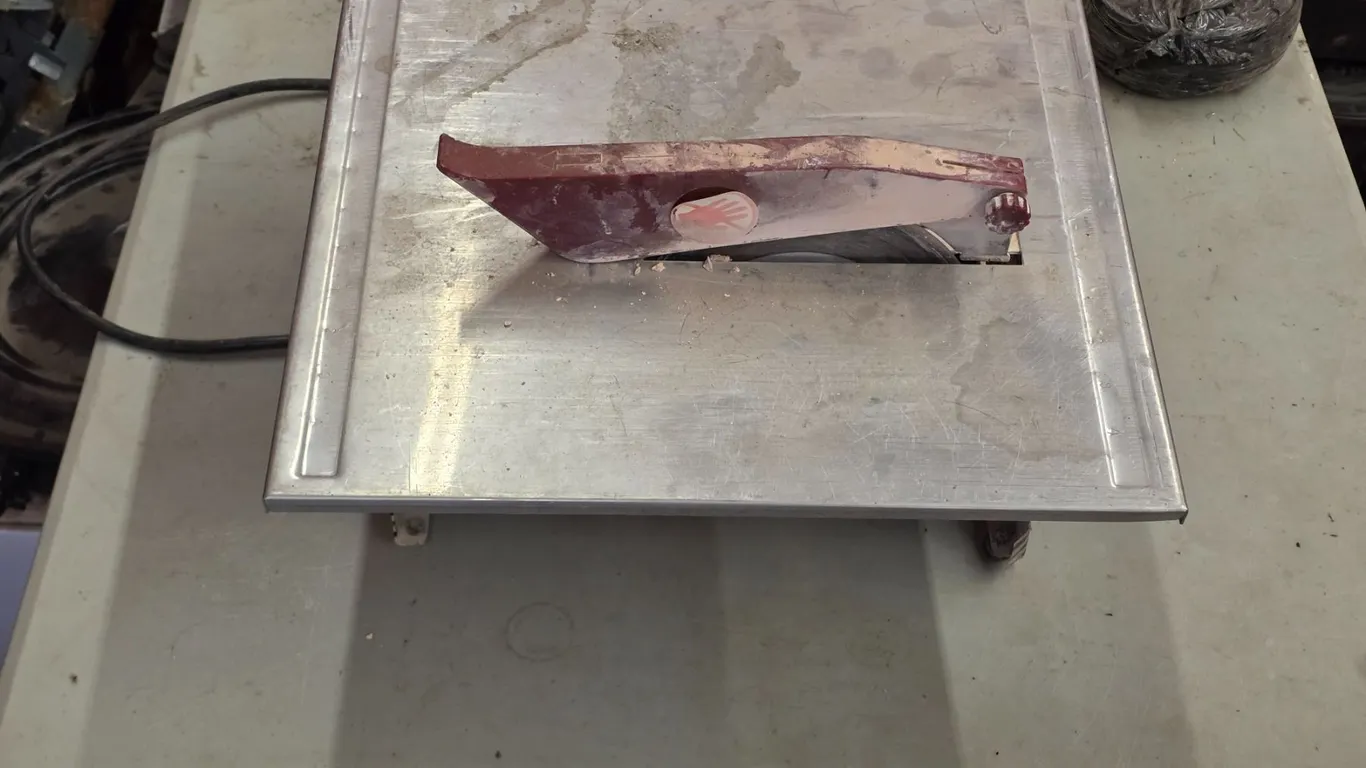 *OFFSITE* Tile Cutter - Working