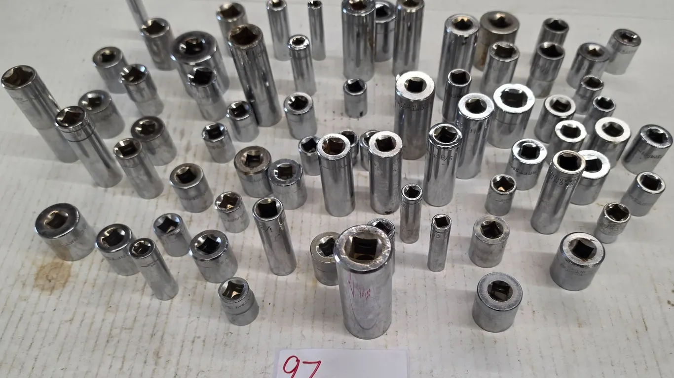 Lot of Assorted Sockets