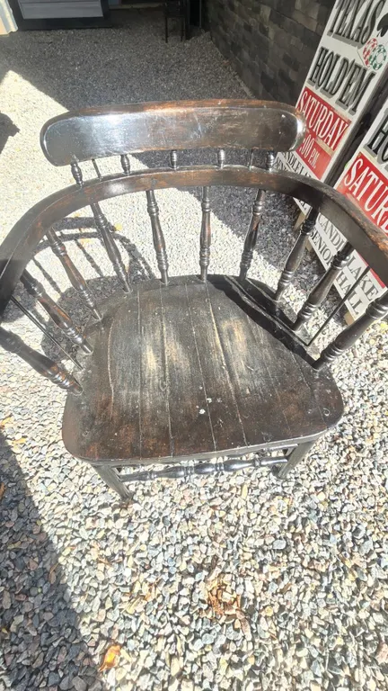 Elevator Agent Curved Back Chair, Original, Still Sturdy