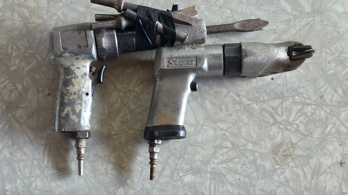 Snap on Air Nibbler and Band D Air Drill
