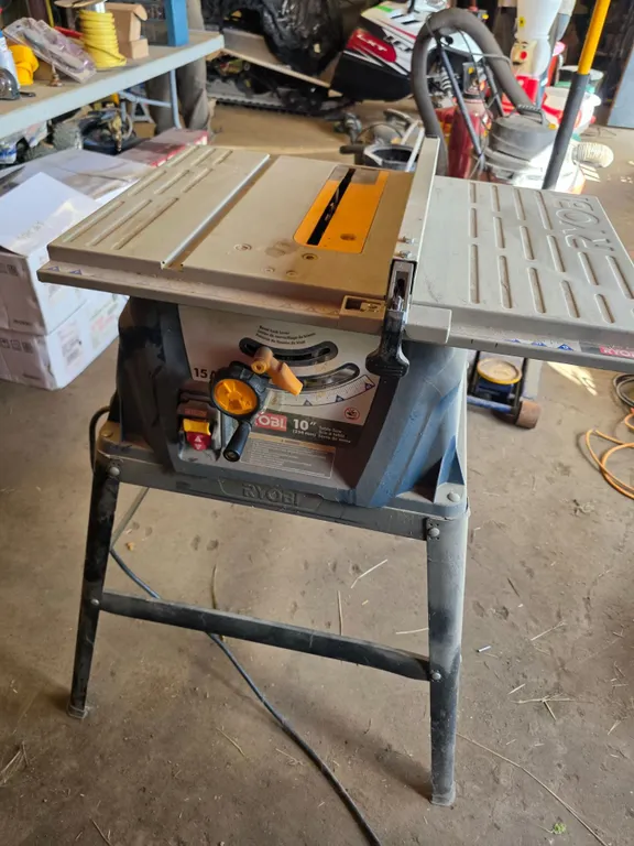 *OFFSITE* Ryobi Table Saw – Working