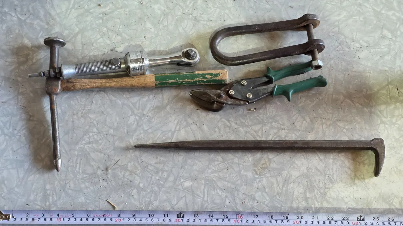 Assorted Tool Lot inc. Air Socket